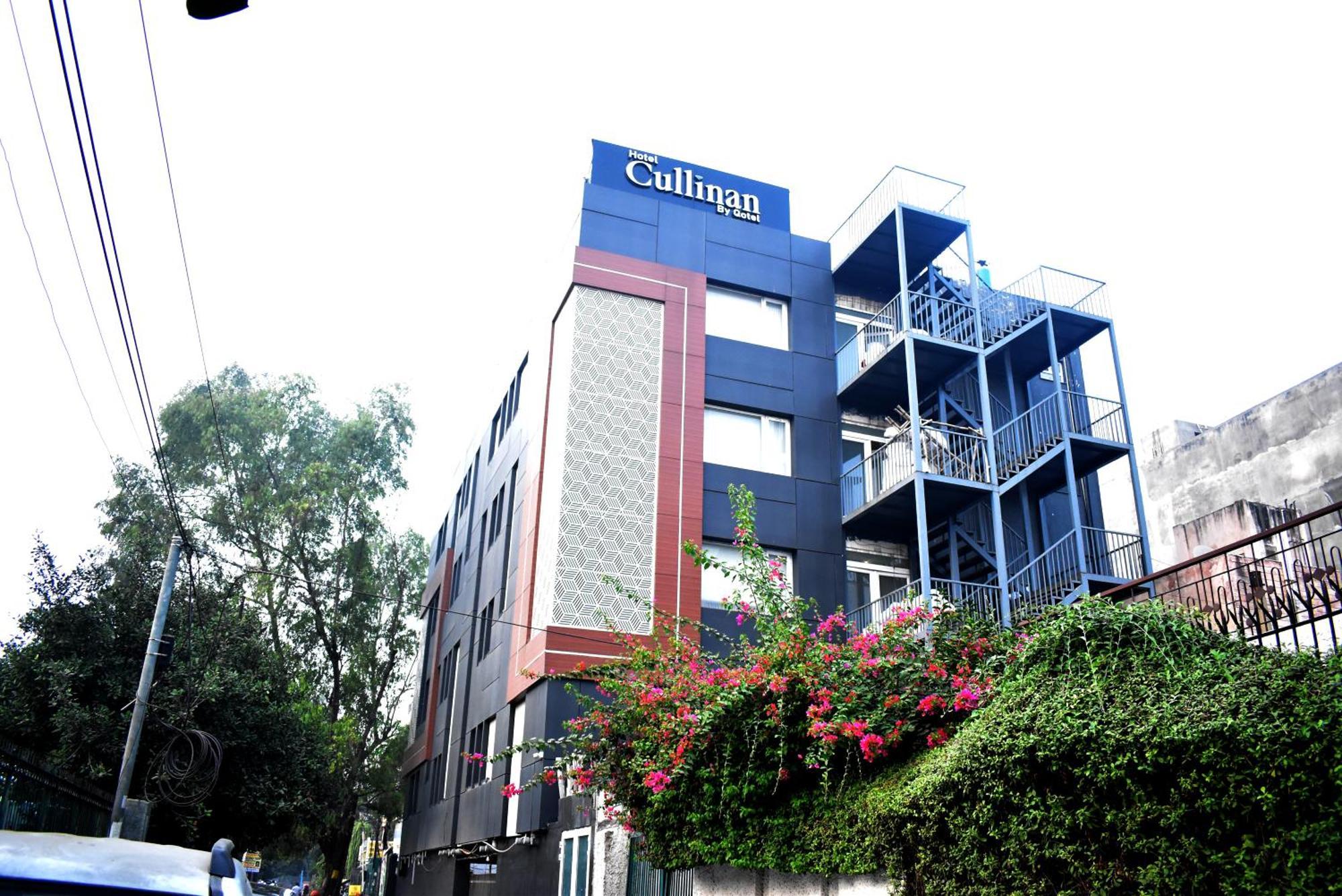 Hotel Cullinan By Qotel Janakpuri Delhi  Exteriör bild