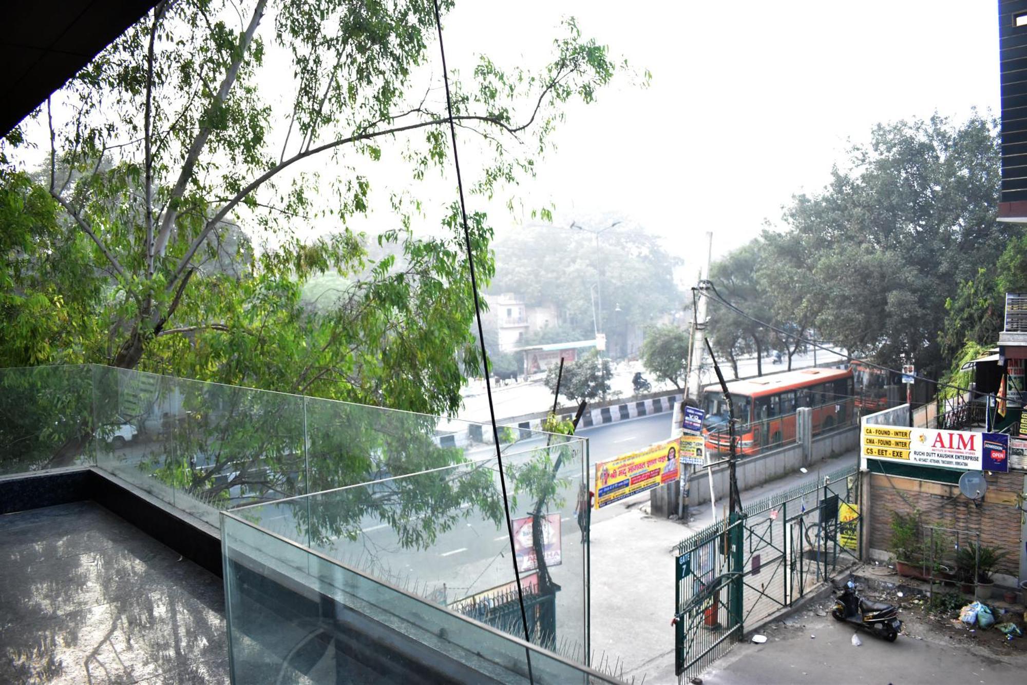 Hotel Cullinan By Qotel Janakpuri Delhi  Exteriör bild